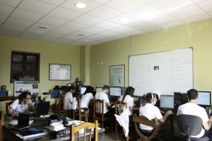 Todo el taller trabajando